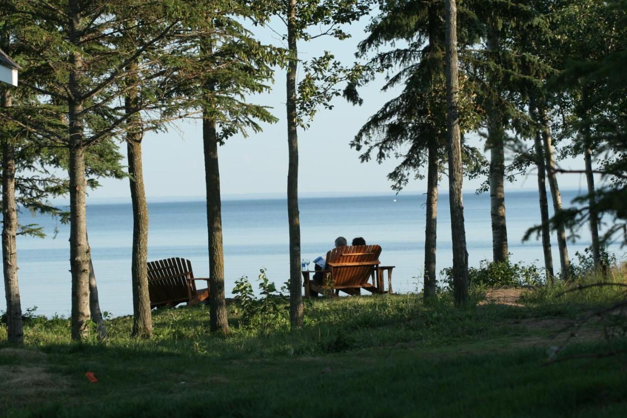 Larsmont Cottages Ту-Харборс Экстерьер фото